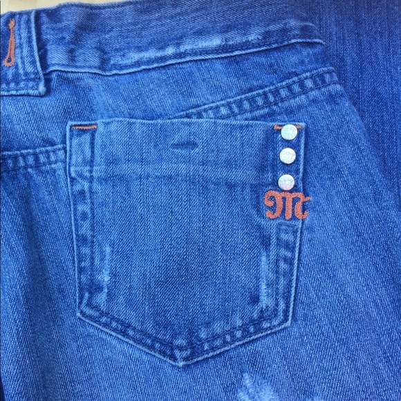 Distressed Miss Me Jeans - Picture 5 of 8
